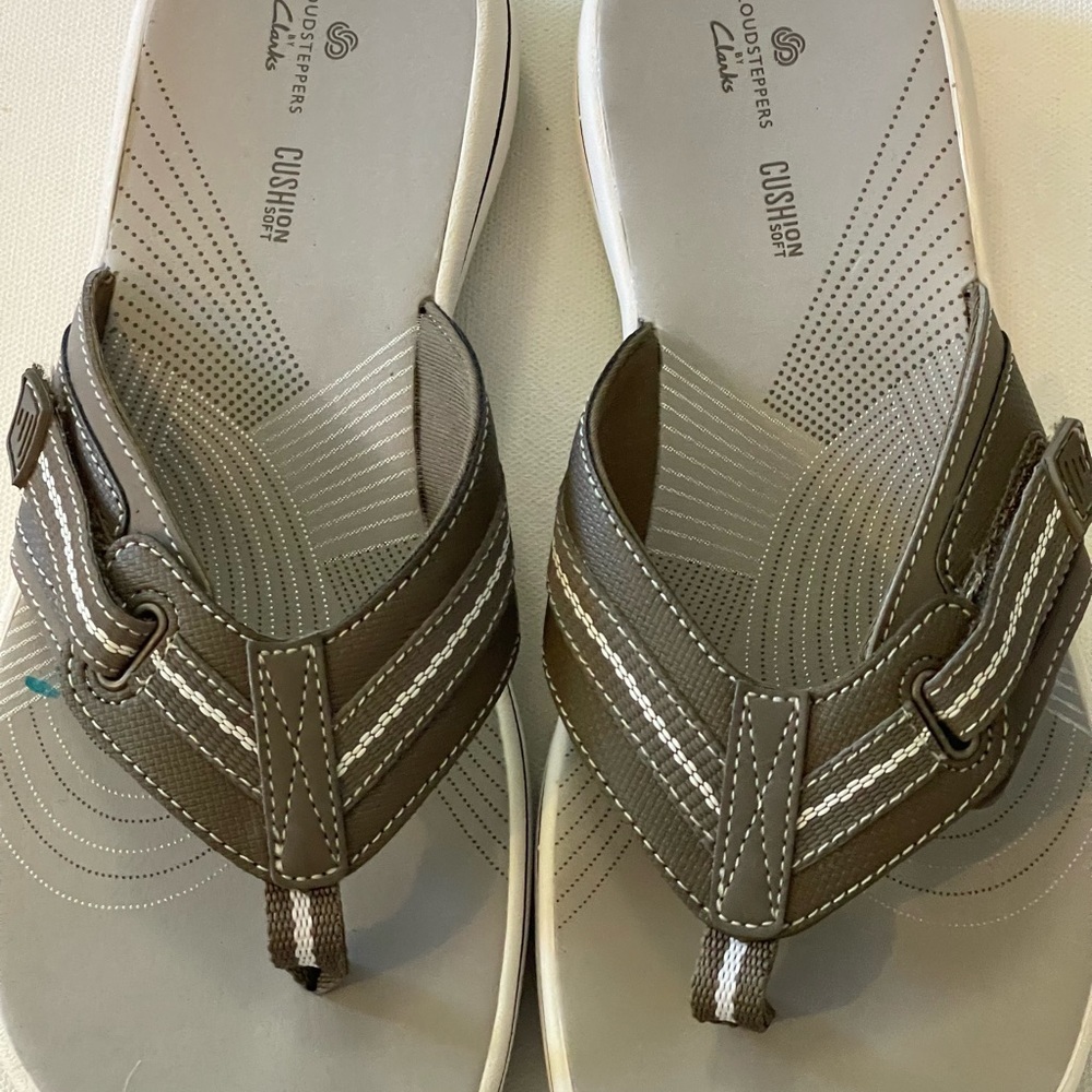 Cloud steppers by Clark’s women’s size 8 breeze sea pewter cushioned sole - Picture 3 of 6